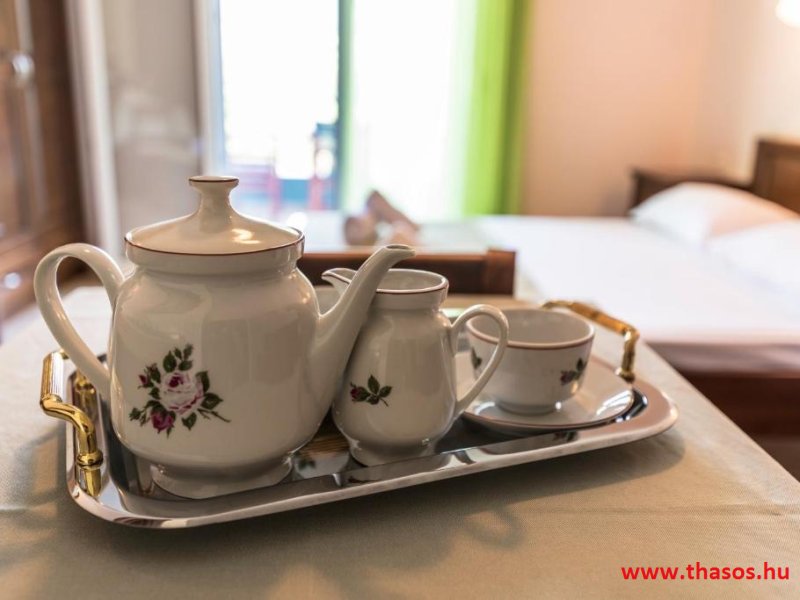 Dias - Zeus Apartman és Stúdió *****