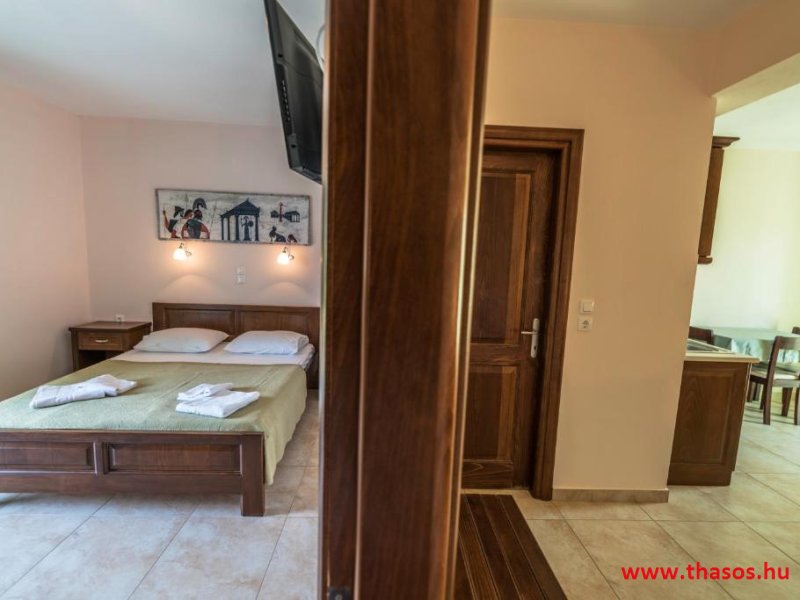 Dias - Zeus Apartman és Stúdió *****