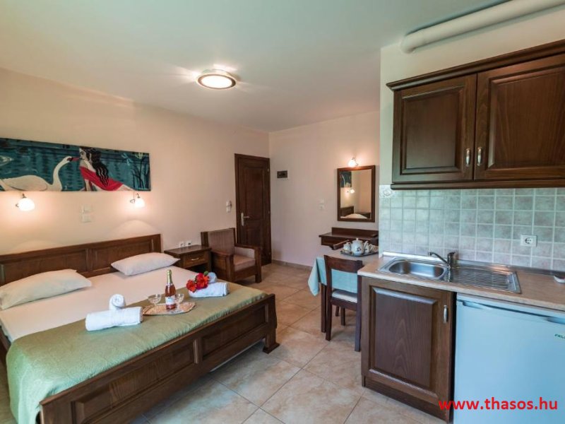 Dias - Zeus Apartman és Stúdió *****