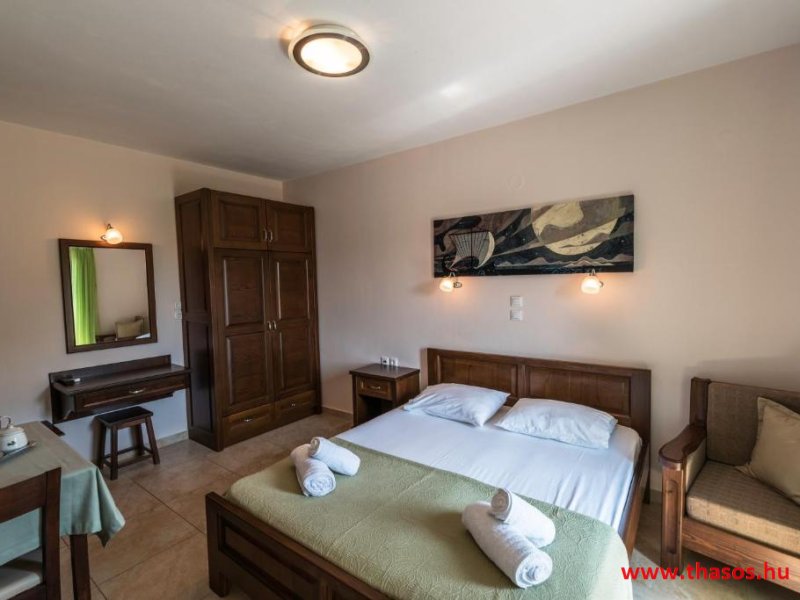 Dias - Zeus Apartman és Stúdió *****