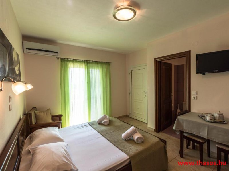 Dias - Zeus Apartman és Stúdió *****