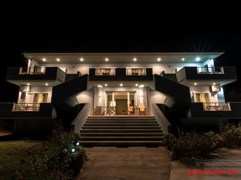 Dias - Zeus Apartman és Stúdió *****