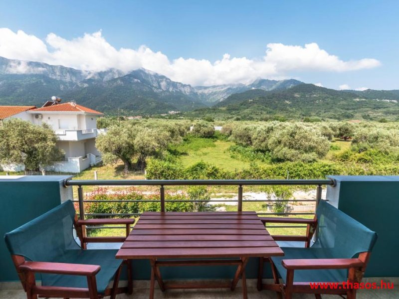 Dias - Zeus Apartman és Stúdió *****